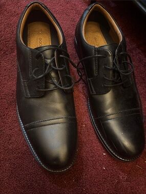 Dockers Men's Black Leather Lace-Up Cap-Toe Oxfords